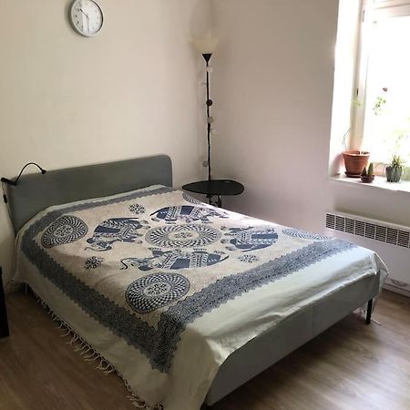 Cozy Karlin Apartment Praga Exterior foto